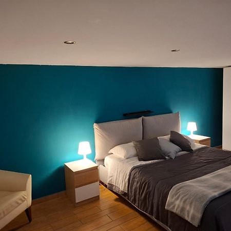 White Home Quartieri Spagnoli เนเปิลส์ ภายนอก รูปภาพ