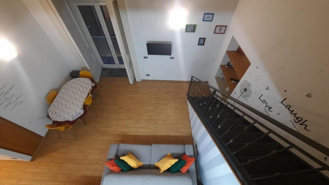 White Home Quartieri Spagnoli เนเปิลส์ ภายนอก รูปภาพ