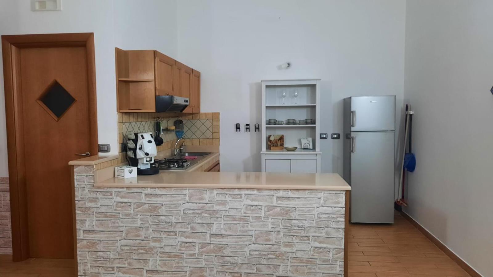 White Home Quartieri Spagnoli เนเปิลส์ ภายนอก รูปภาพ
